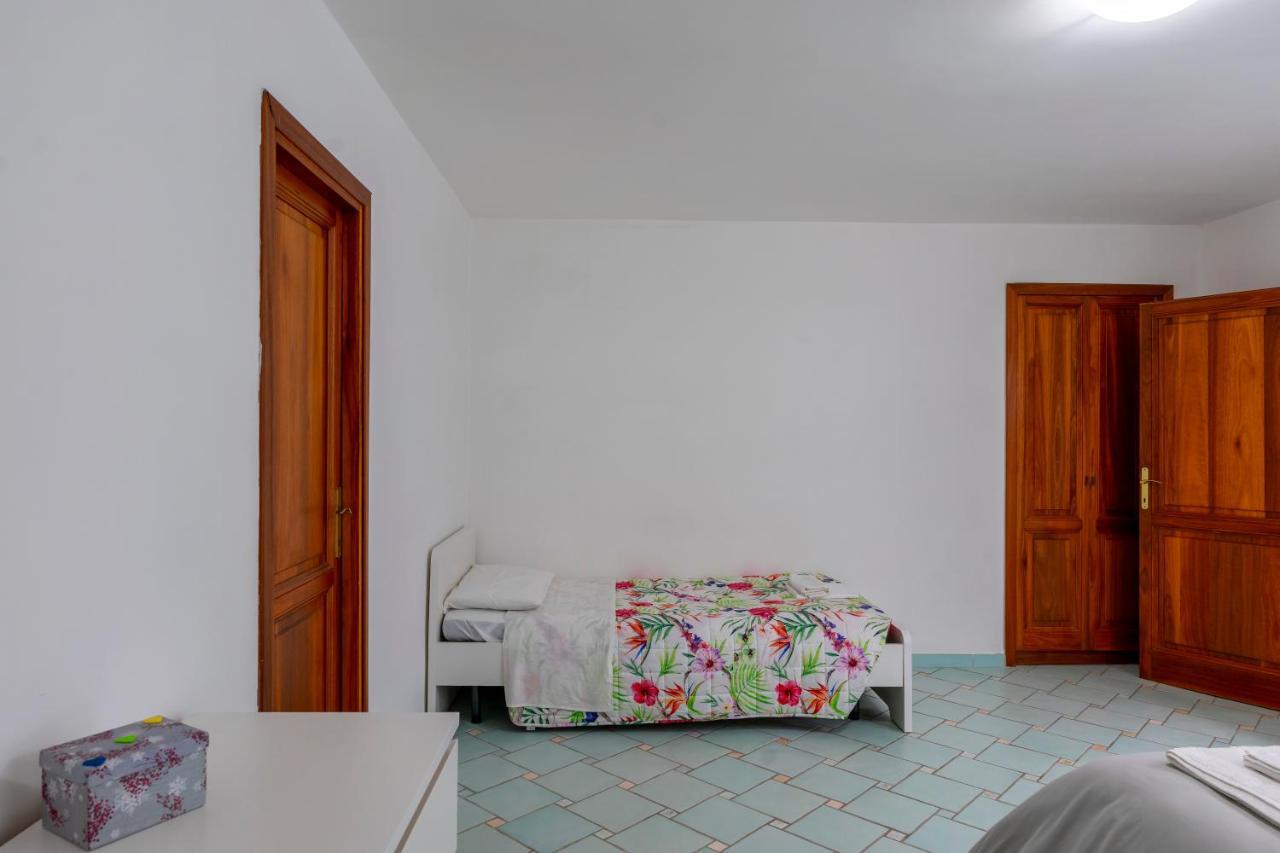Apartment La Marinella Localita Caccia Riserva *